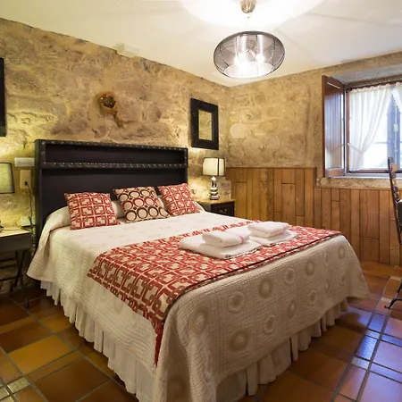 Aldea Os Muinos * As Mirans