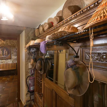 Kır Evi Aldea Os Muinos