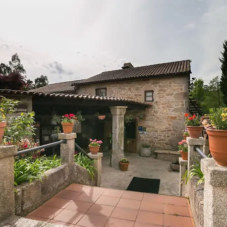 Kır Evi Aldea Os Muinos